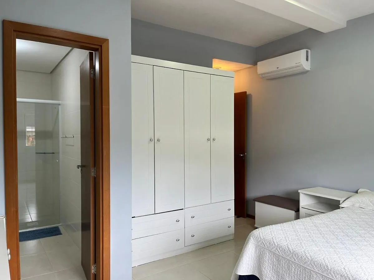 Vakantiehuis Casa Com Piscina A 300M Da Praia Florianópolis